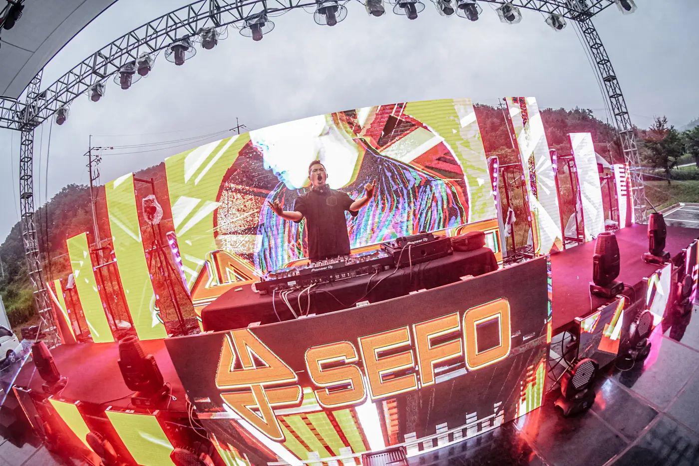 SEFO 공연 현장 — FESTIVAL STAGE