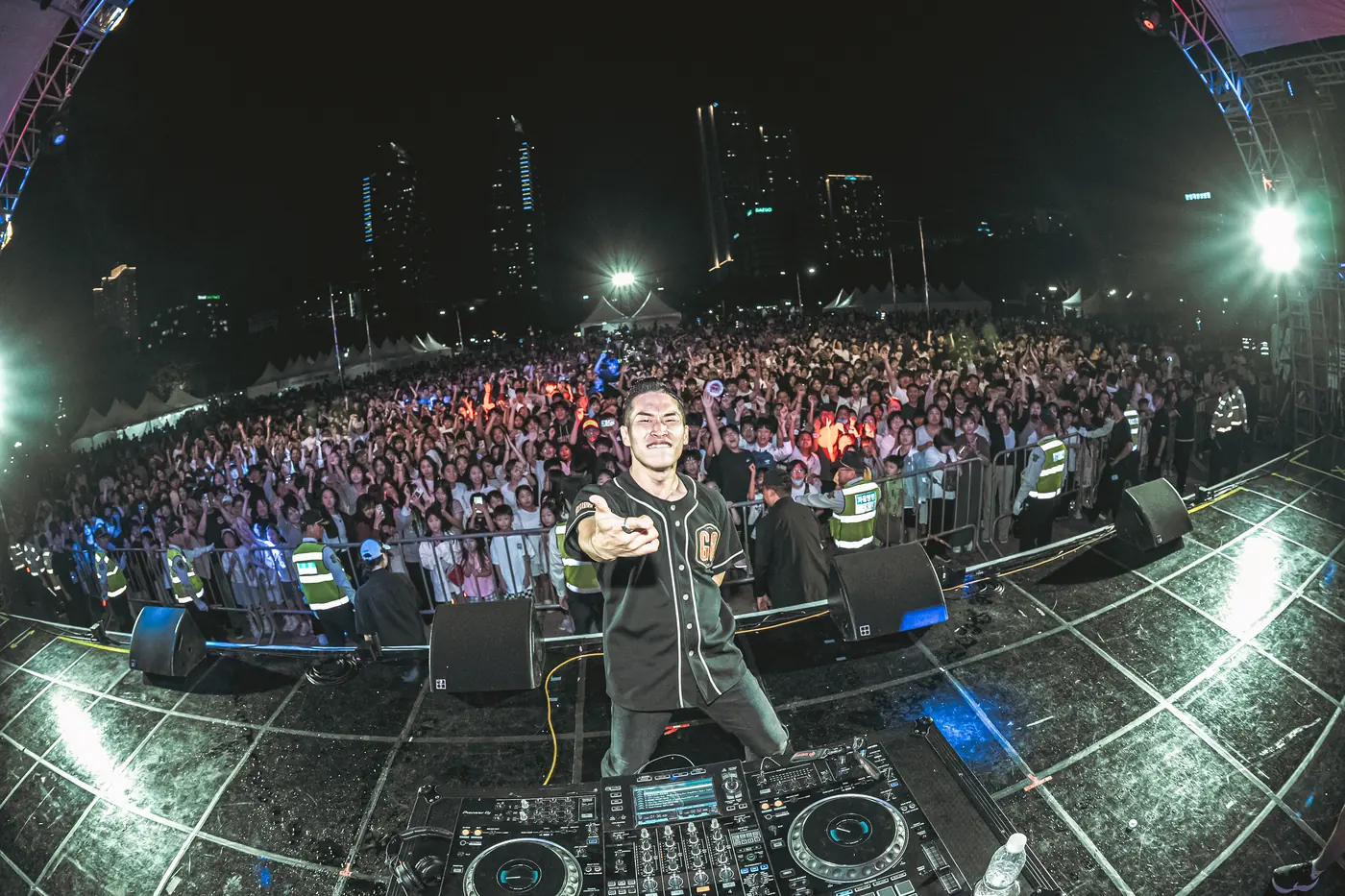 SEFO 공연 현장 — MAIN STAGE