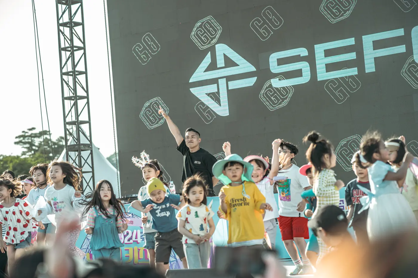 SEFO 공연 현장 — KIDS STAGE