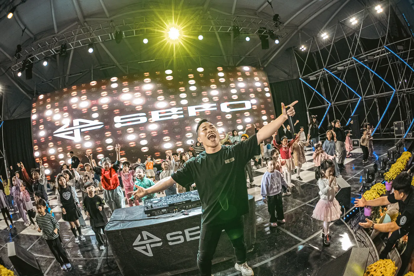 SEFO 공연 현장 — NIGHT KIDS